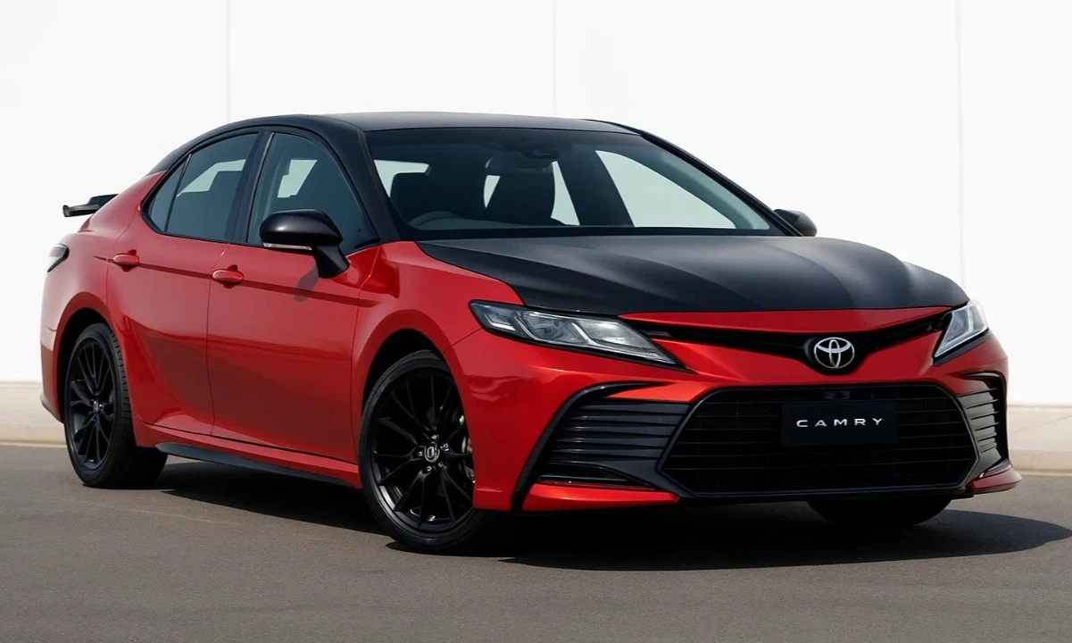 Toyota Camry Hybrid Sprint Edition Launched in India at ₹48.50 Lakh