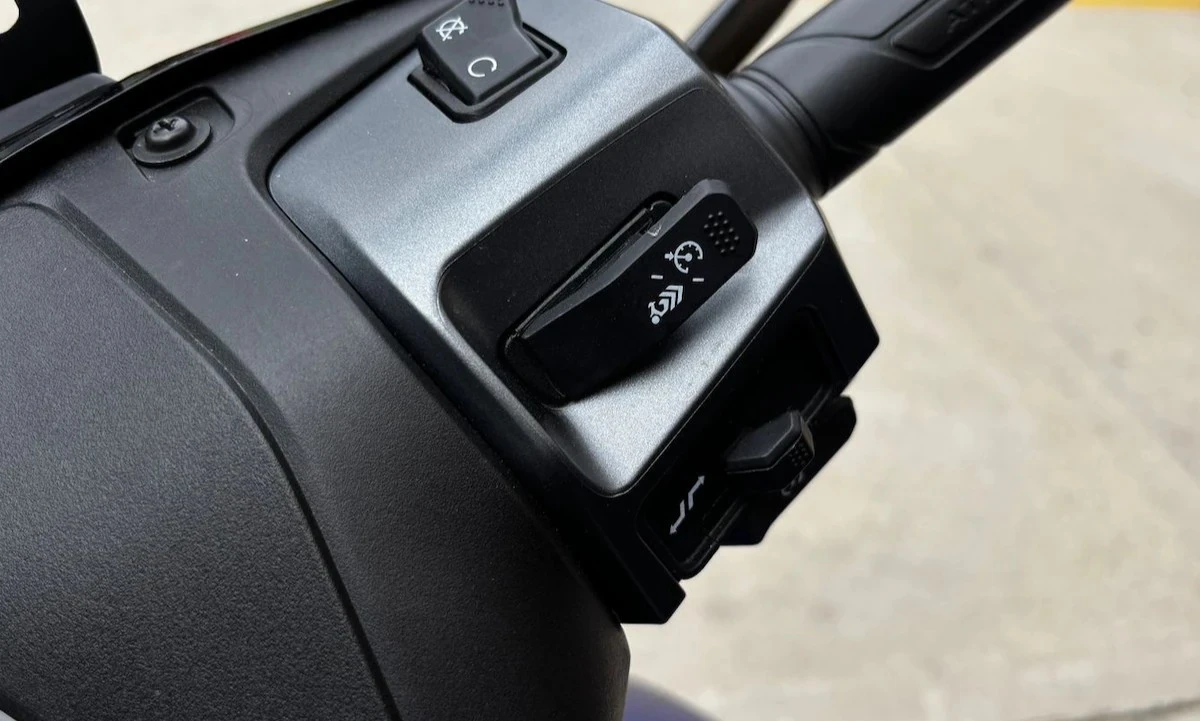 2025 Ather 450 Apex Gets Infinite Cruise Control, A Game-Changer for Riders