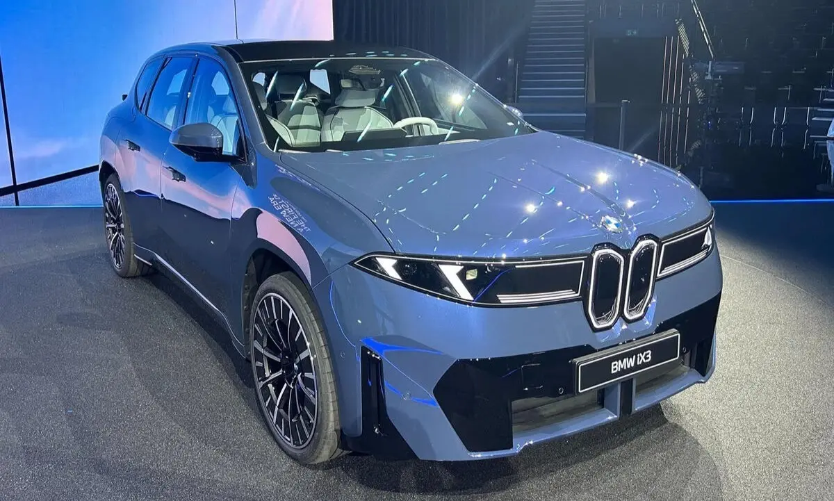 BMW iX3 Revealed, 805km Range and Ultra-Fast Charging