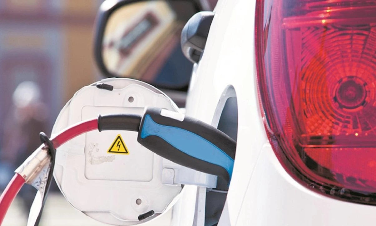 Electric Vehicles To Keep Lowest 5% GST Across All Segments