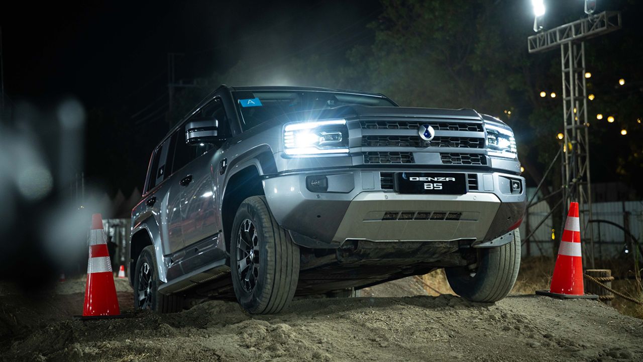 Denza B8 SUV