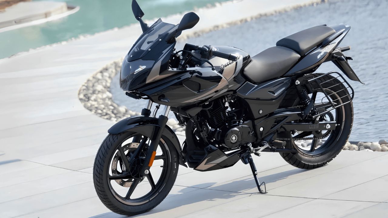 Bajaj Pulsar 220F Motorcycle