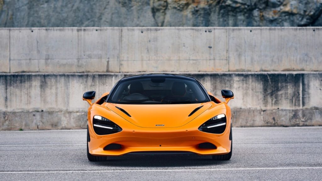 McLaren 750S Coupe